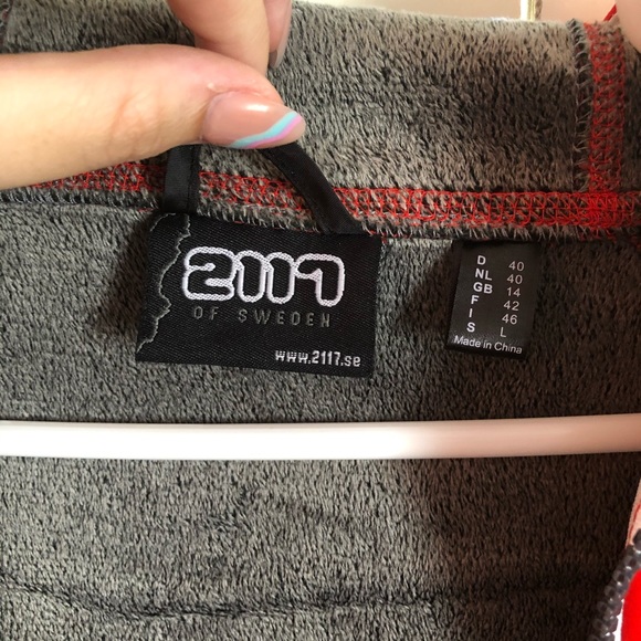 Vibrant Red Snow Jacket - Picture 5 of 7